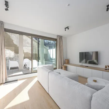 דירה Newly Built On 1st Floor With Terrace מידלקרק